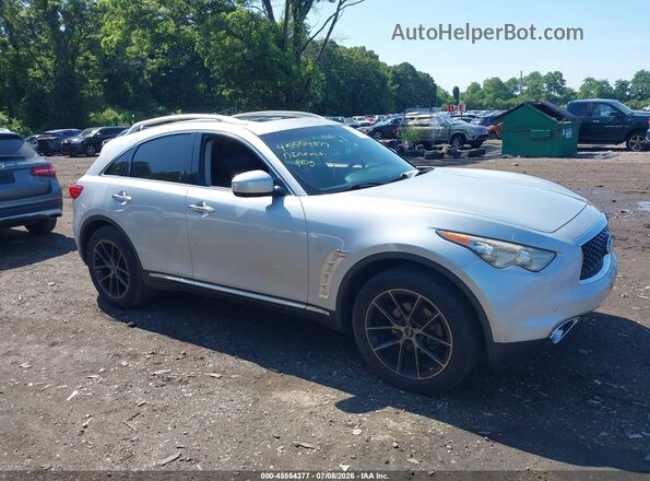 JN8CS1MW7HM412338 2017 INFINITI QX70 Silver Rear interior view