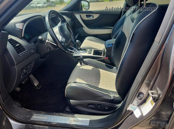 JN8CS1MW9HM410803 2017 INFINITI QX70 Gray Front interior view