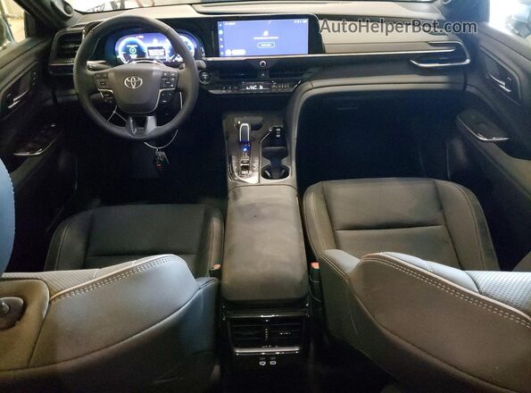 JTDAAAAF0T3040107 2026 TOYOTA CROWN Белый Вид панели приборов