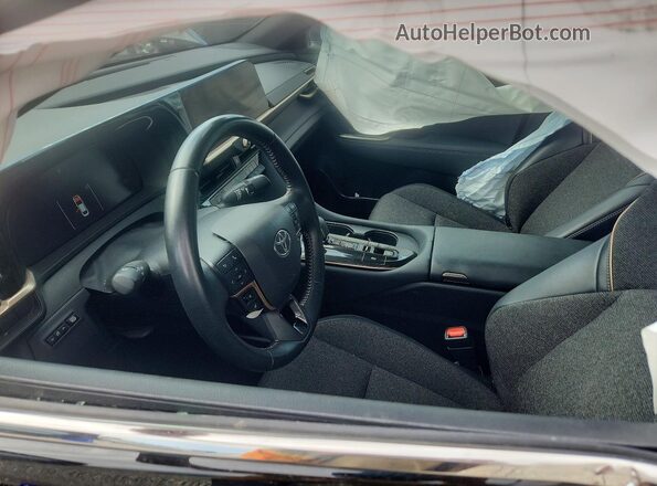 JTDAAAAF3R3028865 2024 TOYOTA CROWN Black Front interior view