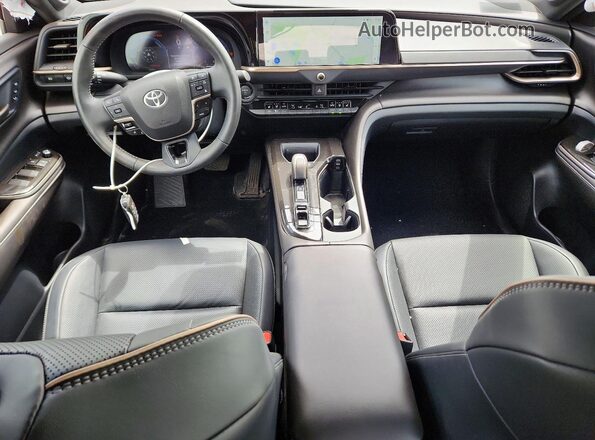 JTDAAAAF4T3043866 2026 TOYOTA CROWN Черный Вид панели приборов