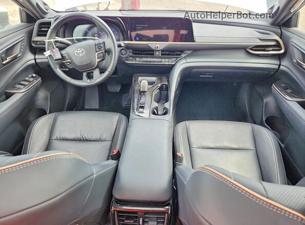 JTDAAAAF5R3018662 2024 TOYOTA CROWN White წინა პანელის ხედი