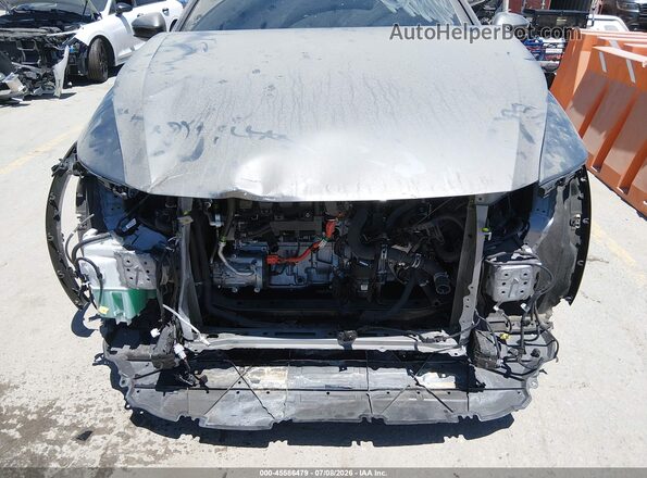 JTDAAAAF6S3031880 2025 TOYOTA CROWN Champagne Widok z przodu