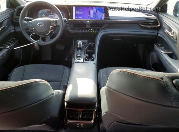 JTDAAAAF7R3028027 2024 TOYOTA CROWN White Vista del salpicadero
