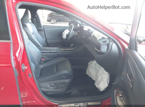 JTDAAAAF8R3026352 2024 TOYOTA CROWN Red Front interior view