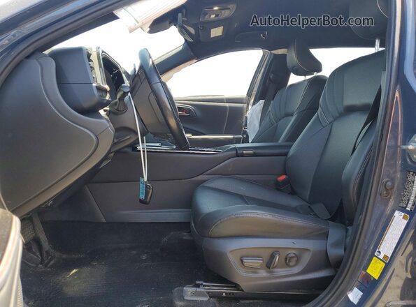JTDACAAJ6S3005648 2025 TOYOTA CROWN Gray Vista interior delantera