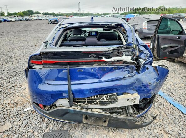 JTDACAAU0P3010409 2023 TOYOTA PRIUS Blue Вид ззаду