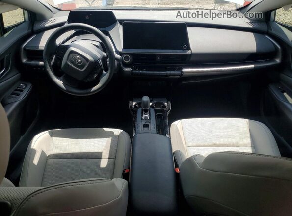 JTDACAAU0P3011687 2023 TOYOTA PRIUS White წინა პანელის ხედი