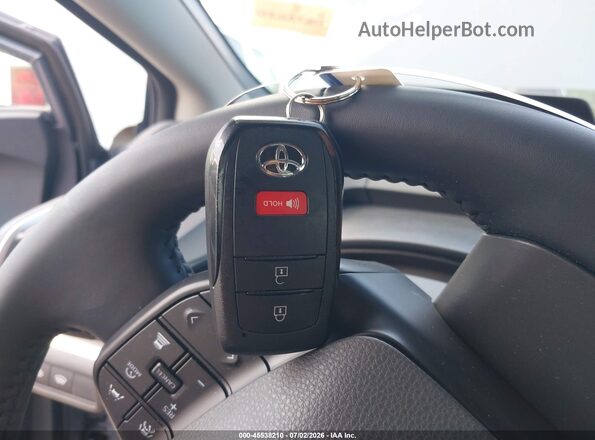 JTDACAAU0T3070975 2026 TOYOTA PRIUS Gray Widok deski rozdzielczej