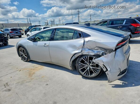 JTDACAAU1P3012959 2023 TOYOTA PRIUS Silver Tył lewy