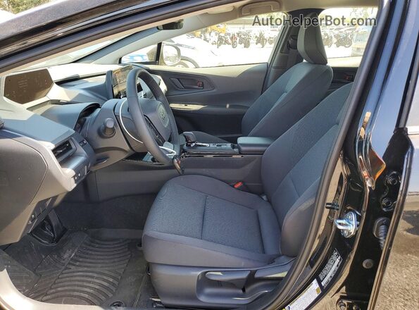 JTDACAAU2T3077197 2026 TOYOTA PRIUS Черный Вид салона спереди