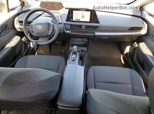 JTDACAAU2T3077197 2026 TOYOTA PRIUS Черный Вид панели приборов