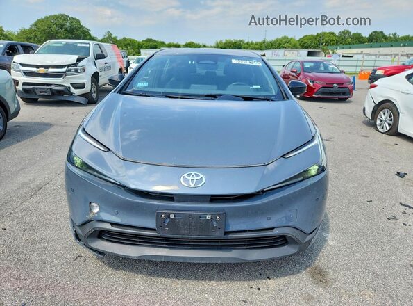 JTDACAAU4R3025854 2024 TOYOTA PRIUS Gray წინა ხედი