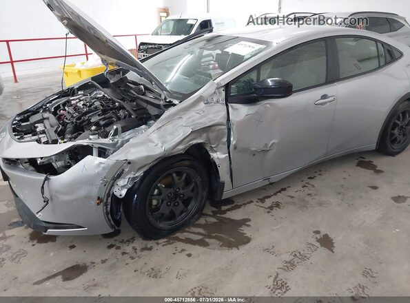 JTDACAAU5P3003911 2023 TOYOTA PRIUS Silver Przód lewy