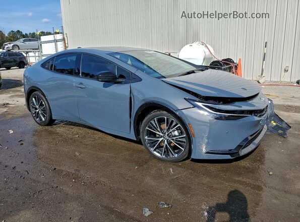 JTDACAAU5T3067778 2026 TOYOTA PRIUS Gray Przód prawy
