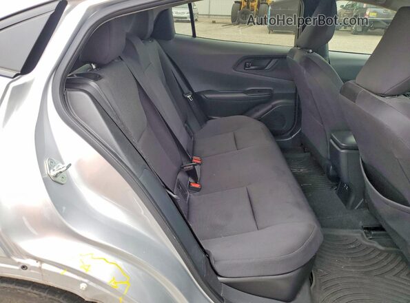 JTDACAAU6P3001729 2023 TOYOTA PRIUS Silver Widok tylnych siedzeń