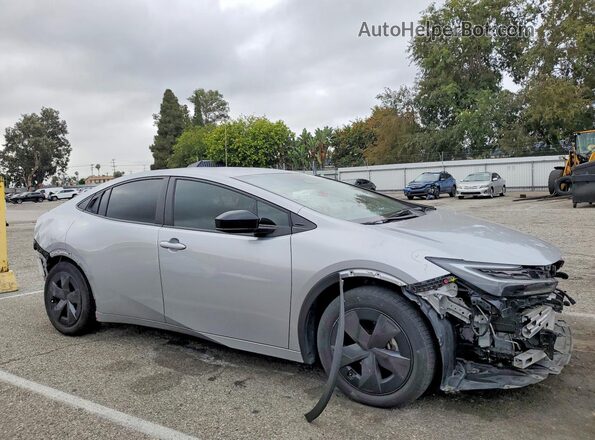 JTDACAAU6P3001729 2023 TOYOTA PRIUS Silver Przód prawy