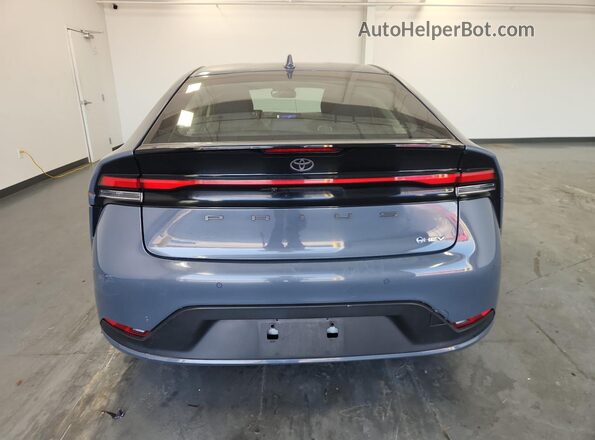 JTDACAAU6P3005036 2023 TOYOTA PRIUS Gray 