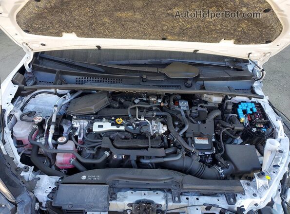 JTDACAAU6R3017870 2024 TOYOTA PRIUS White Widok wnętrza z tyłu