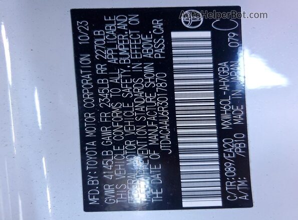 JTDACAAU6R3017870 2024 TOYOTA PRIUS White Widok naklejki z numerem VIN