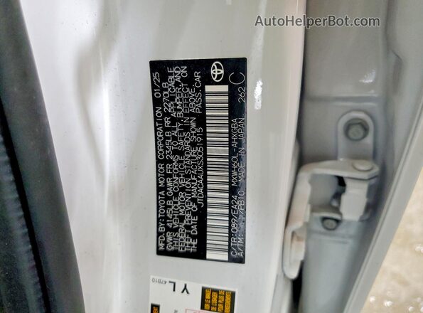 JTDACAAUXS3051915 2025 TOYOTA PRIUS White Սալոնի 360 աստիճան տեսք