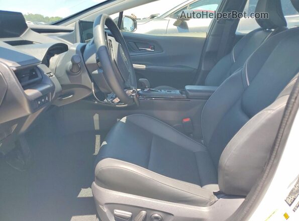 JTDACAAUXS3052868 2025 TOYOTA PRIUS White წინა სალონის ხედი