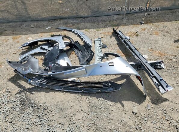 JTDACAAUXS3060579 2025 TOYOTA PRIUS Silver Vista del compartimento del motor
