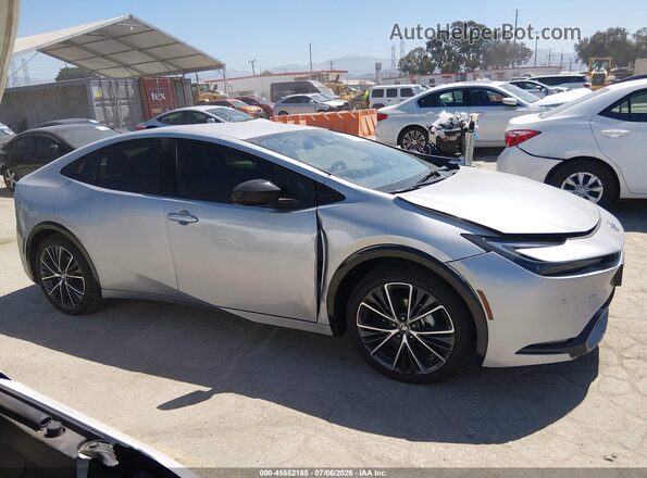 JTDACAAUXT3069798 2026 TOYOTA PRIUS Gray 