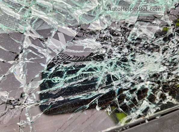 JTDACACU1S3043473 2025 TOYOTA PRIUS Silver Vista del compartimento del motor