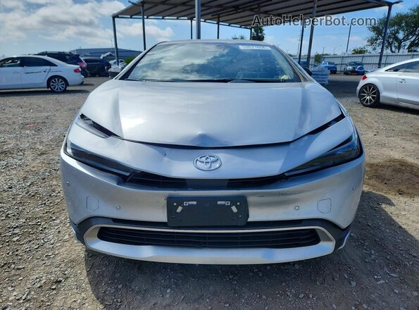 JTDACACU1T3063191 2026 TOYOTA PRIUS Silver Вид спереду
