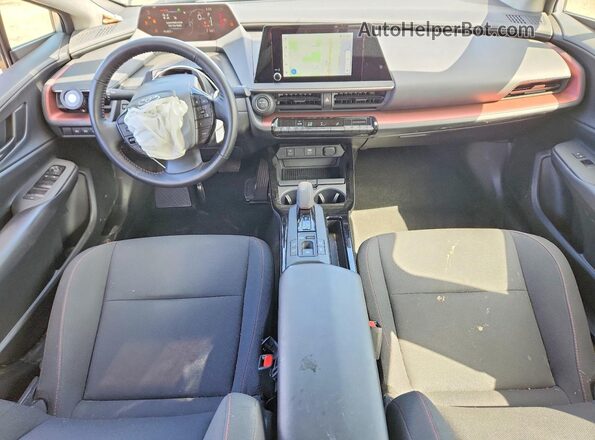 JTDACACU1T3063191 2026 TOYOTA PRIUS Silver Вид панелі приладів