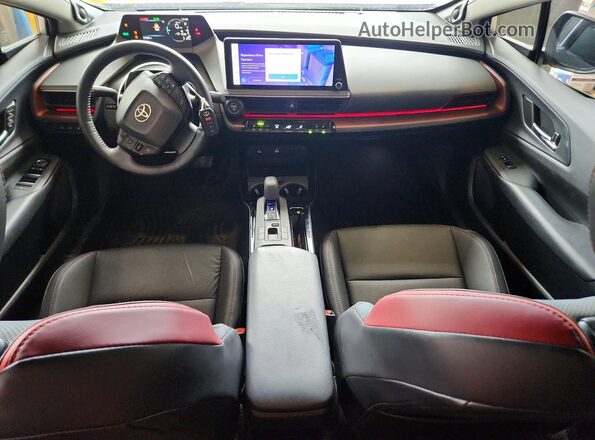 JTDACACU2R3015322 2024 TOYOTA PRIUS Silver Vista del salpicadero