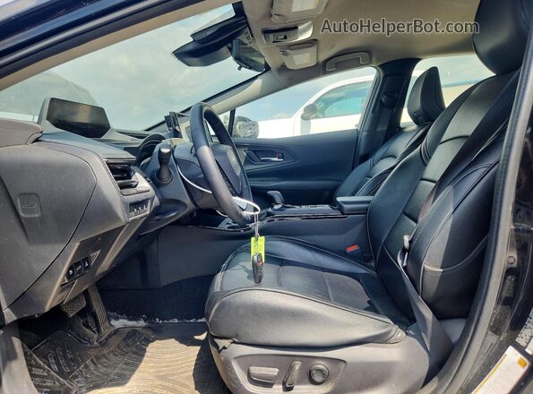 JTDACACU4S3044956 2025 TOYOTA PRIUS Black Вид салону спереду