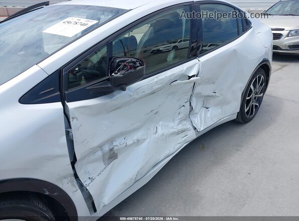 JTDACACU6R3014660 2024 TOYOTA PRIUS PRIME White Вид задньої частини салону
