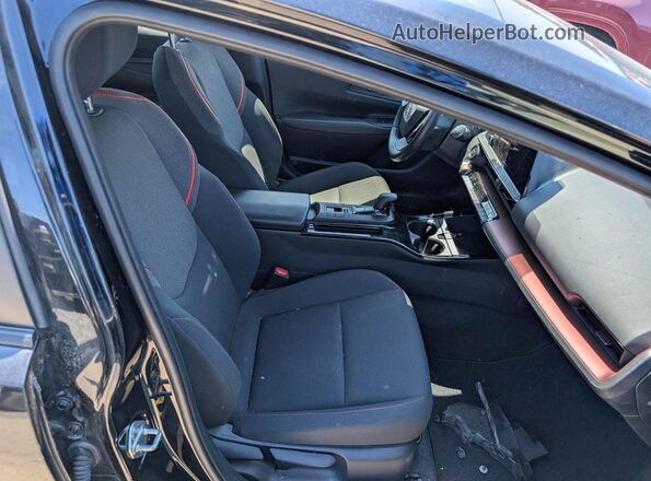 JTDACACU6R3027876 2024 TOYOTA PRIUS Черный Задняя правая четверть