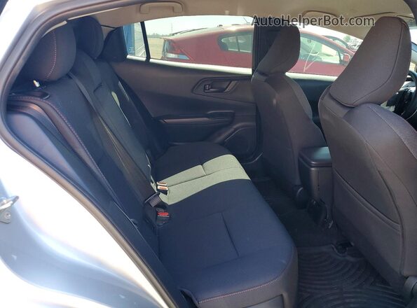 JTDACACU7S3052808 2025 TOYOTA PRIUS Silver Widok tylnych siedzeń