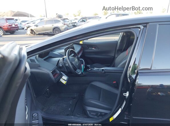 JTDACACU8R3028592 2024 TOYOTA PRIUS PRIME Черный Вид салона спереди