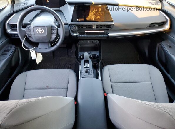 JTDADABU6R3020134 2024 TOYOTA PRIUS Silver წინა პანელის ხედი