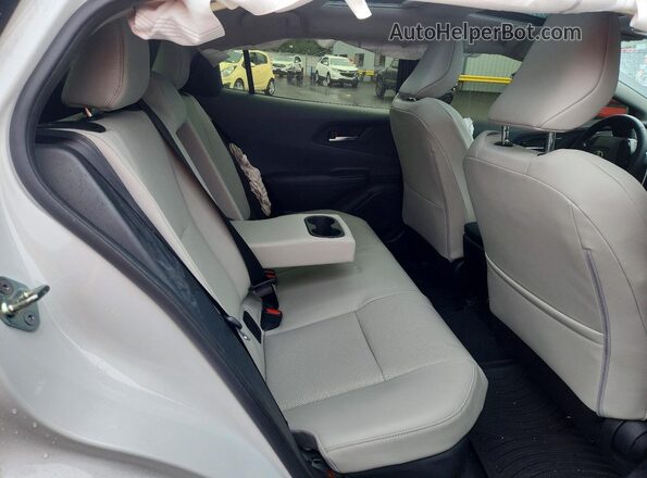 JTDADABU8R3019177 2024 TOYOTA PRIUS White Vista de los asientos traseros