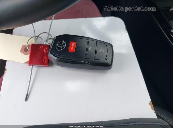 JTDADABU9R3020404 2024 TOYOTA PRIUS White Առջևի վահանակի տեսք