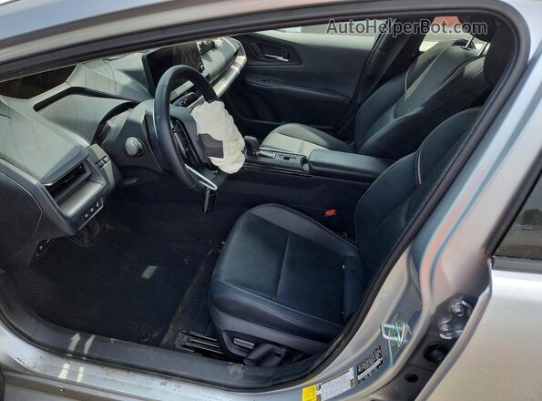 JTDADABUXT3033671 2026 TOYOTA PRIUS Silver Սալոնի դիմացի տեսք
