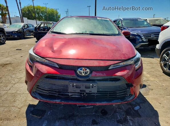 JTDB4MEE1PJ009710 2023 TOYOTA COROLLA Красный Вид спереди