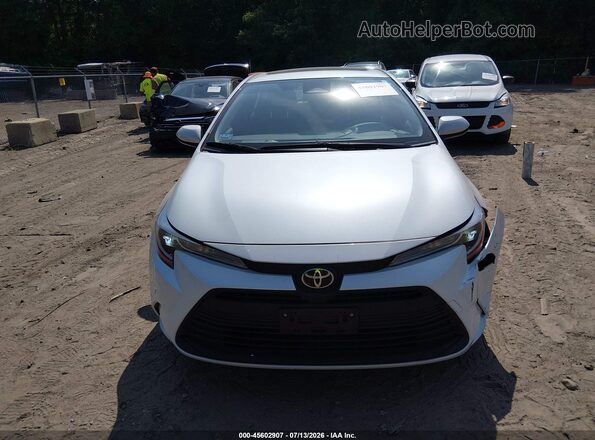 JTDB4MEE2PJ007769 2023 TOYOTA COROLLA White Vista del cuadro de instrumentos