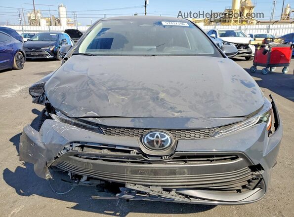 JTDB4MEE2T3034341 2026 TOYOTA COROLLA Gray Widok z przodu