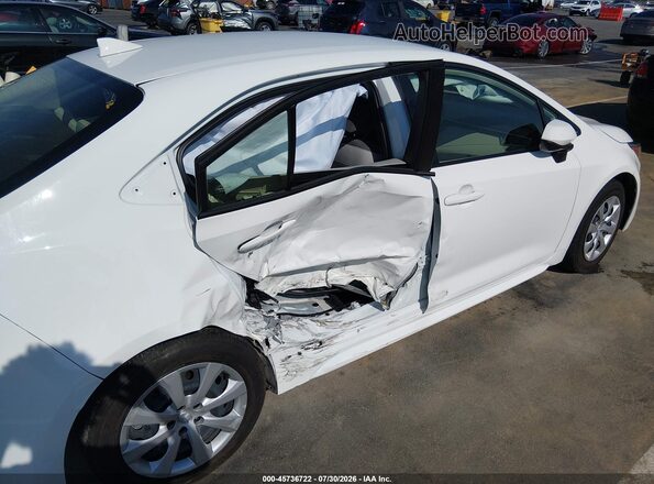 JTDB4MEE5RJ015397 2024 TOYOTA COROLLA White Widok z przodu