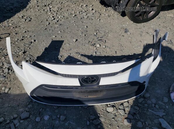 JTDB4MEE7PJ002454 2023 TOYOTA COROLLA White Vista del compartimento del motor