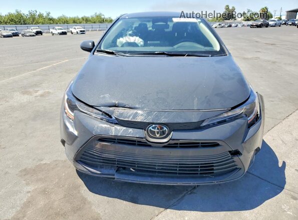 JTDB4MEE9T3033039 2026 TOYOTA COROLLA Угольный Вид спереди