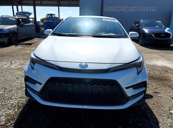 JTDBCMFE0T3127585 2026 TOYOTA COROLLA White Front view