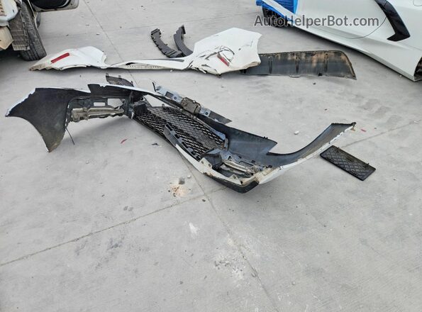 JTDBCMFE1P3022916 2023 TOYOTA COROLLA White Vista del compartimento del motor