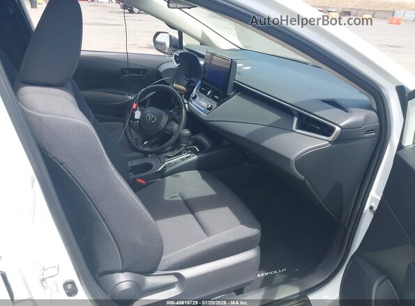 JTDBCMFE1PJ012527 2023 TOYOTA COROLLA White Front interior view